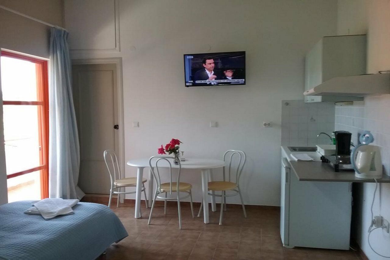 Ilona Apartments Chania  Buitenkant foto